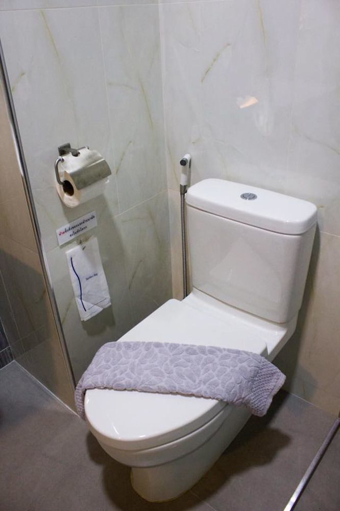 Trimm Hotel Csanthaburi Kültér fotó