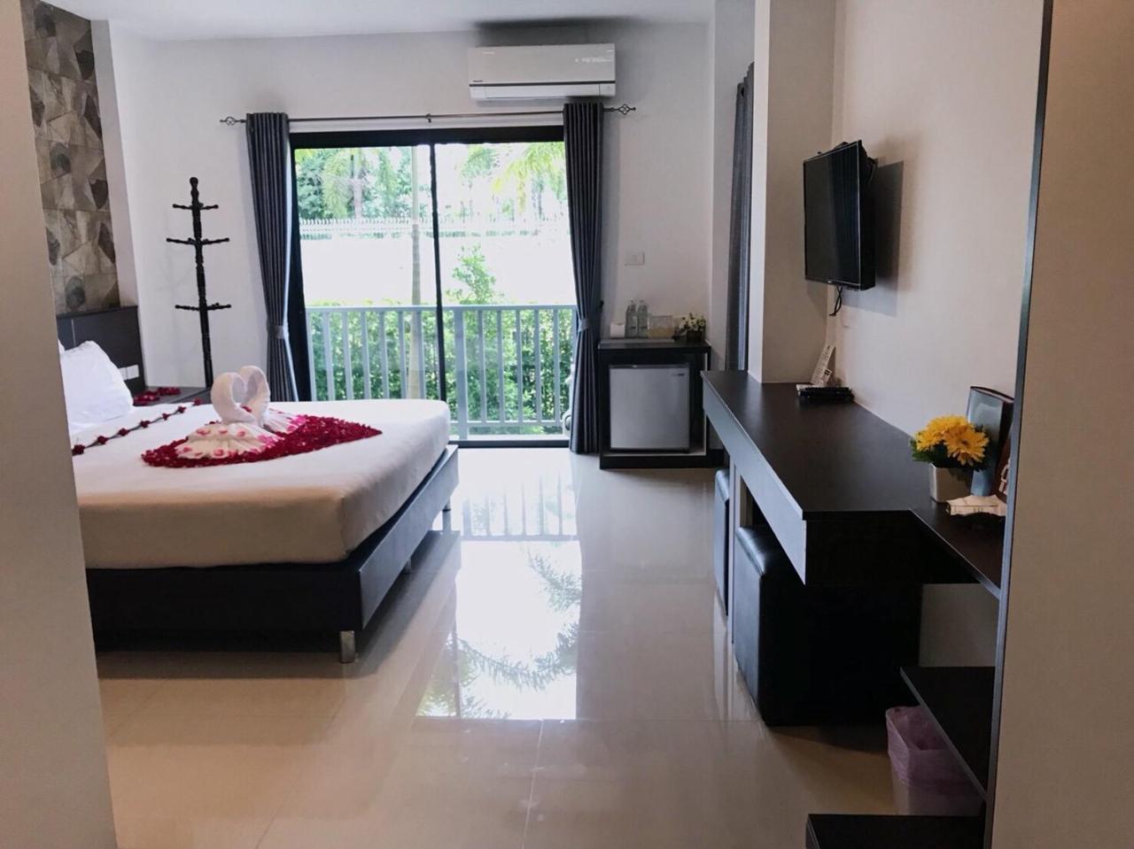 Trimm Hotel Csanthaburi Kültér fotó