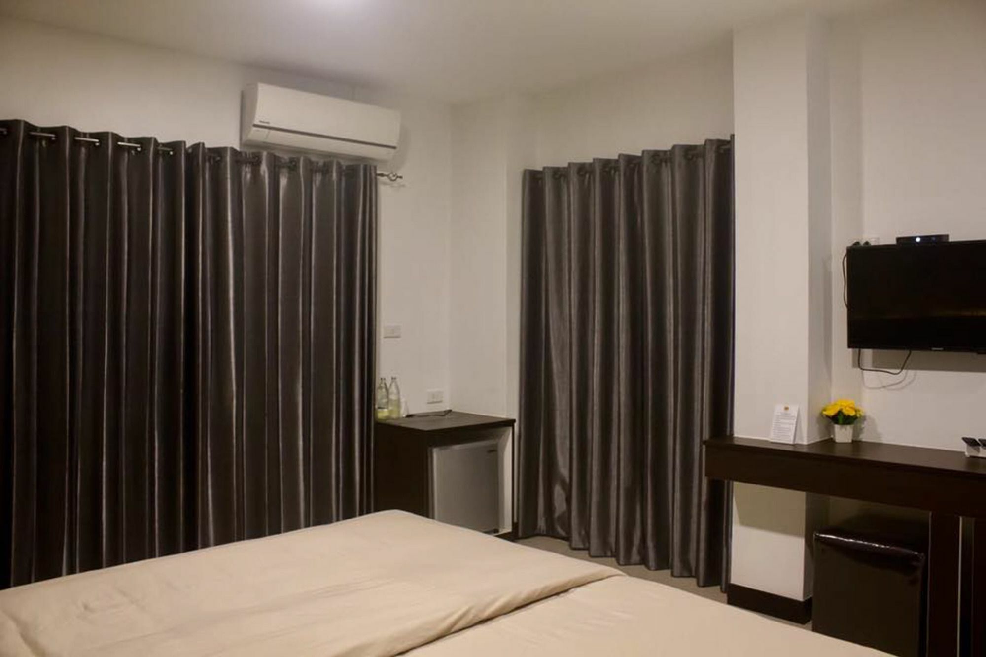 Trimm Hotel Csanthaburi Kültér fotó
