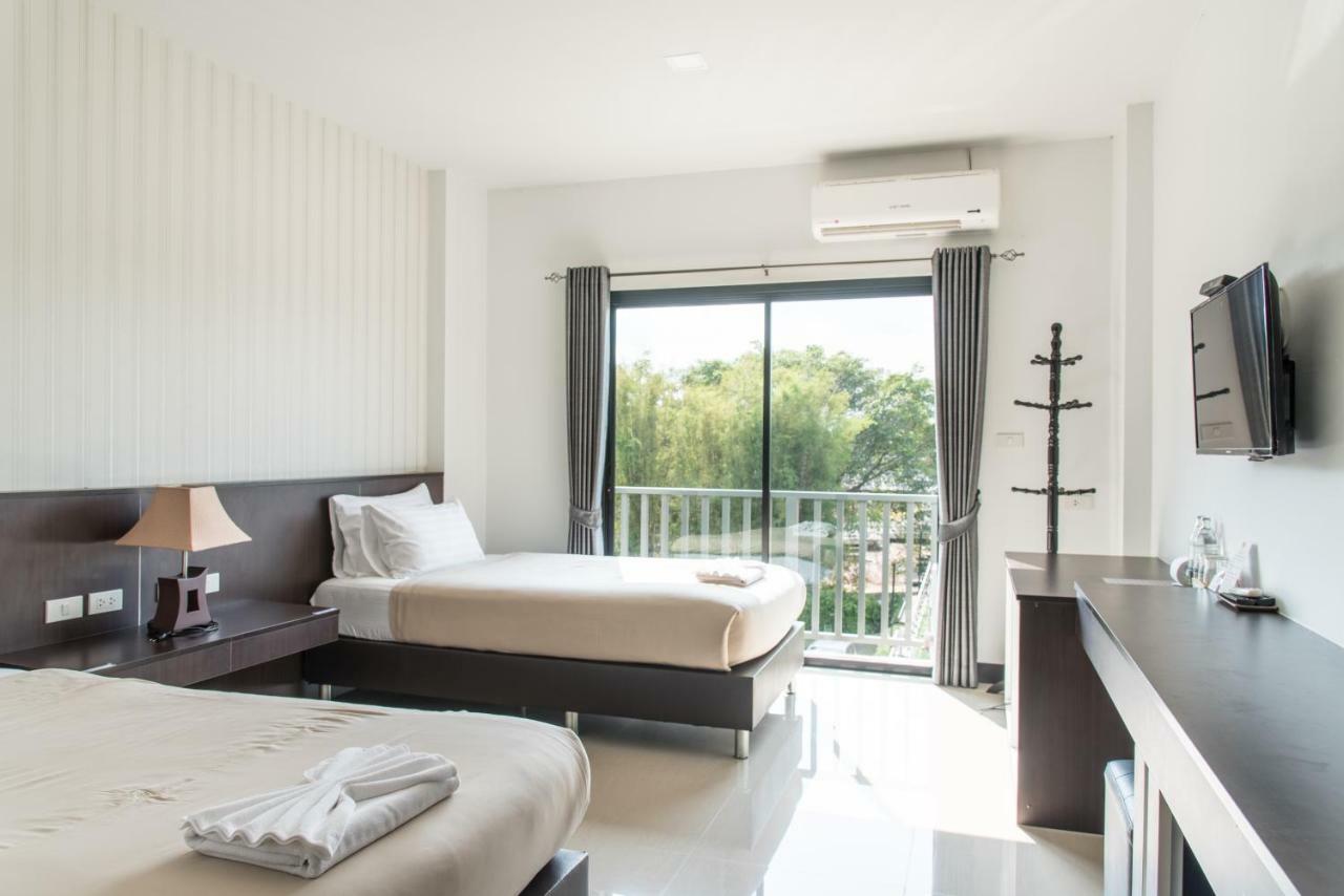 Trimm Hotel Csanthaburi Kültér fotó