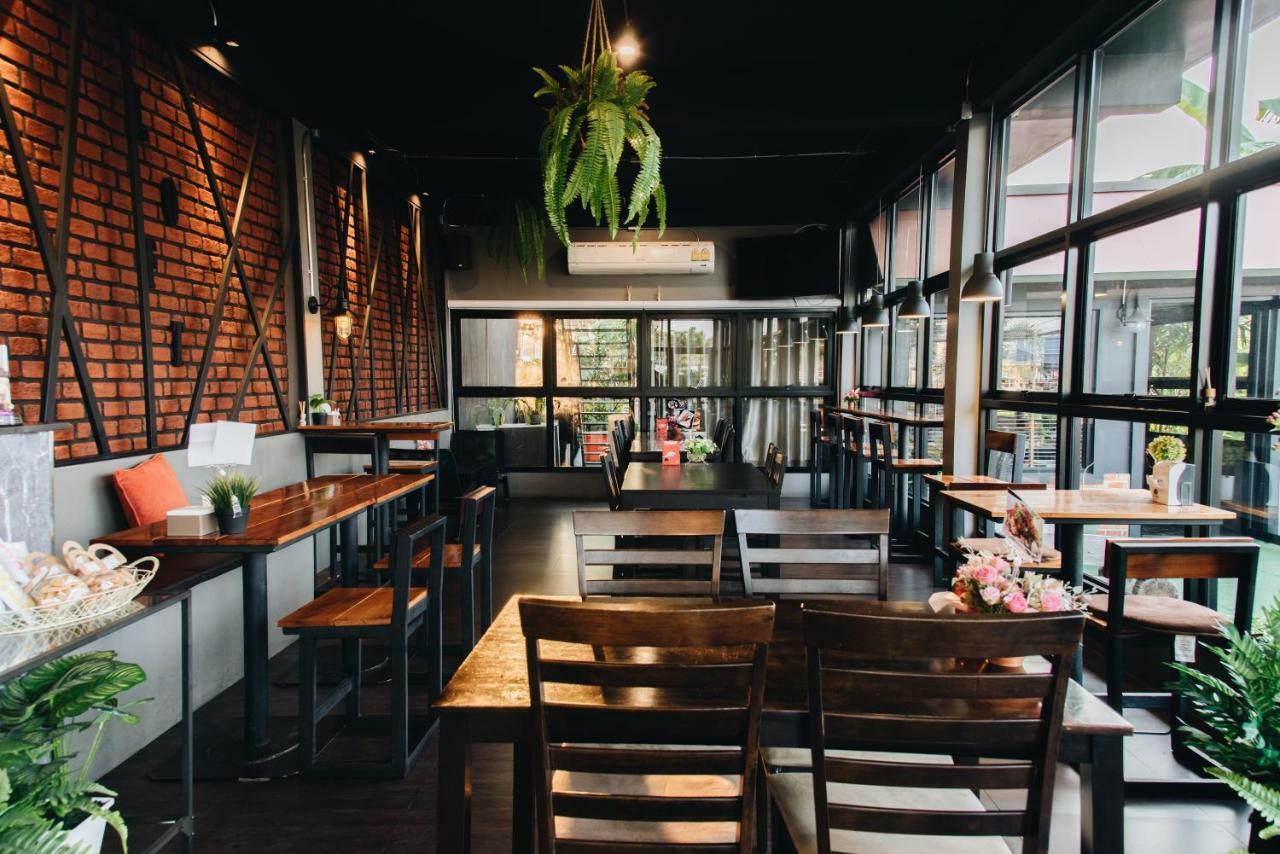 Trimm Hotel Csanthaburi Kültér fotó