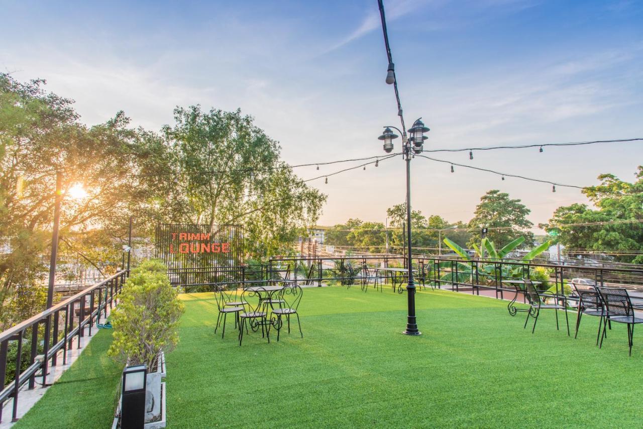 Trimm Hotel Csanthaburi Kültér fotó