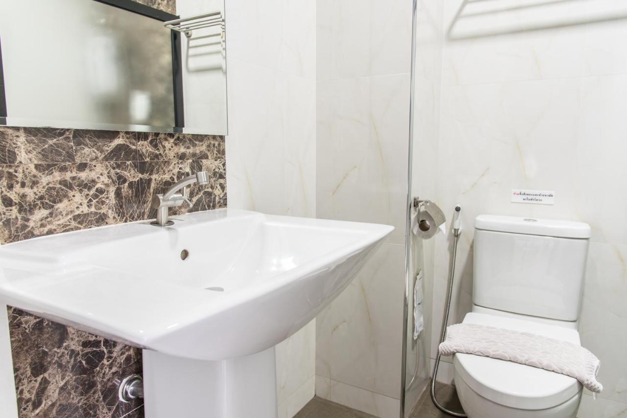 Trimm Hotel Csanthaburi Kültér fotó
